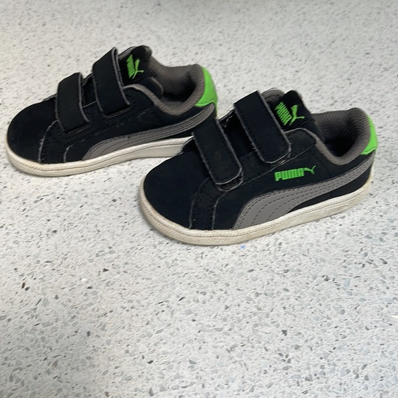 Puma Toddler Shoes - Picture 3 of 5